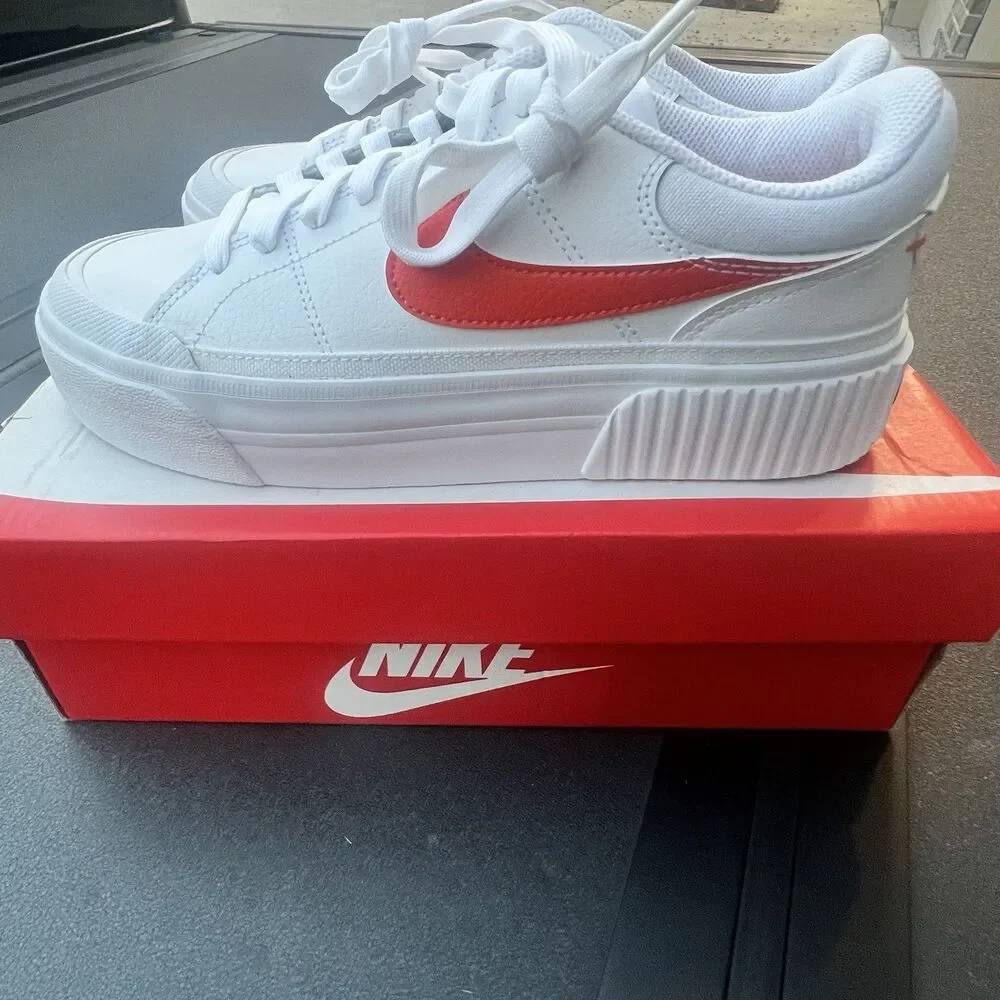 Nike Court Legacy Lift Platform Shoes Sneakers Women’s Sz 7 White DZ5203-100